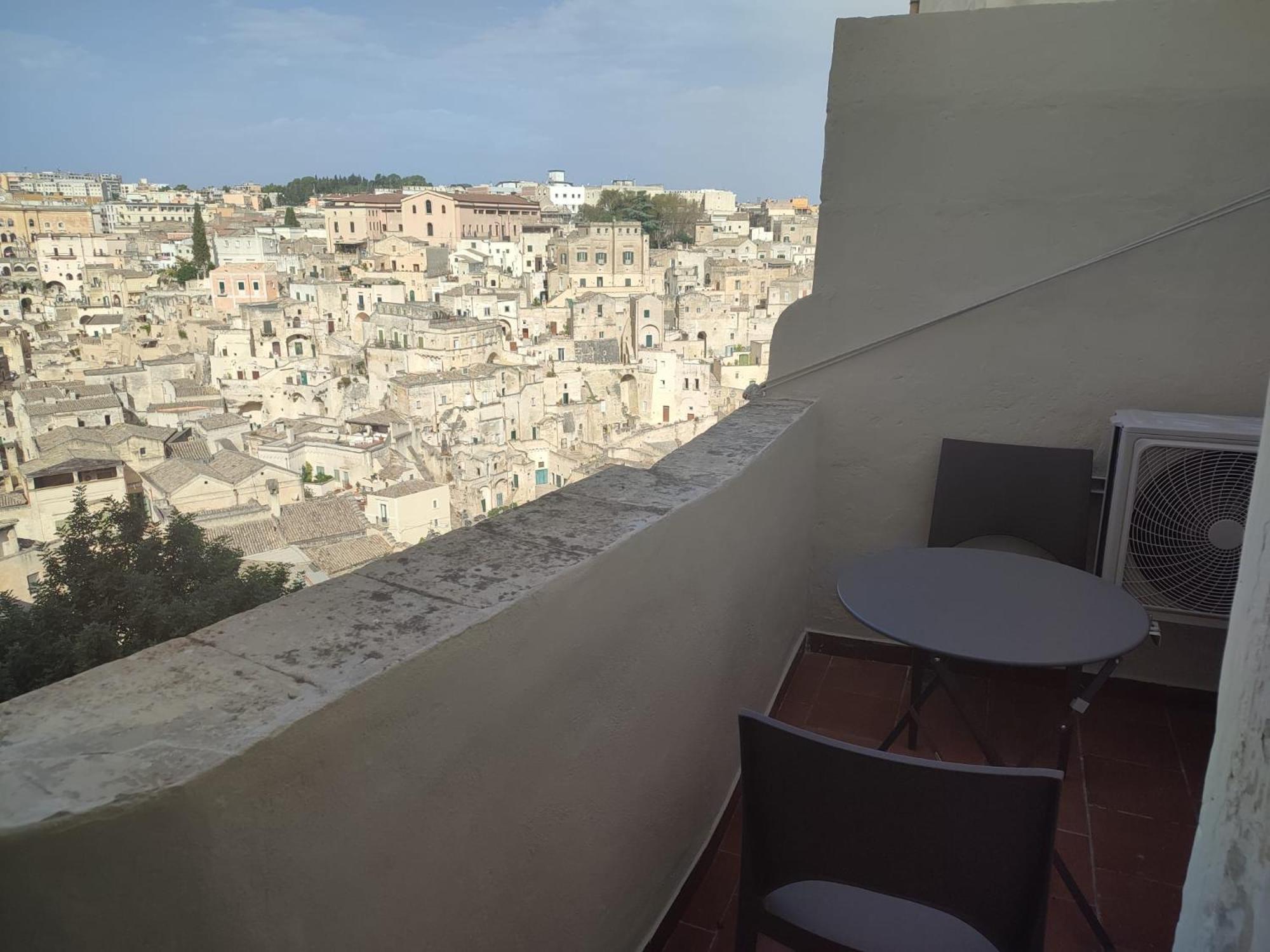 Beb Ventura Hotel Matera Bagian luar foto